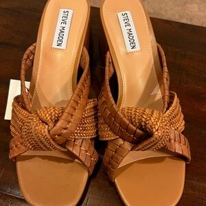 Steve Madden Knotted Slides